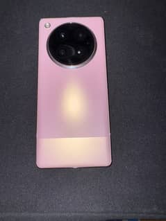 Infinix zero 40 only 20 days used