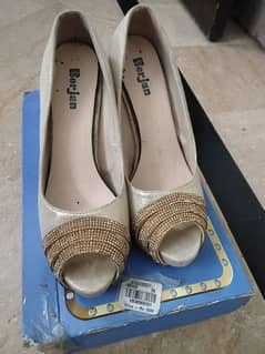 Borjan Heels