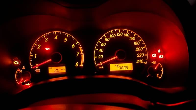 Toyota corolla genuine speedometer 1