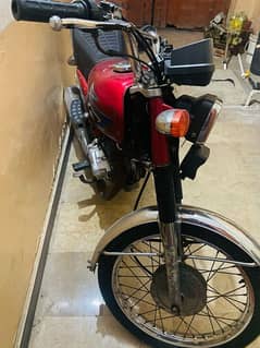 Unique 125 Bike 68000 rupees only