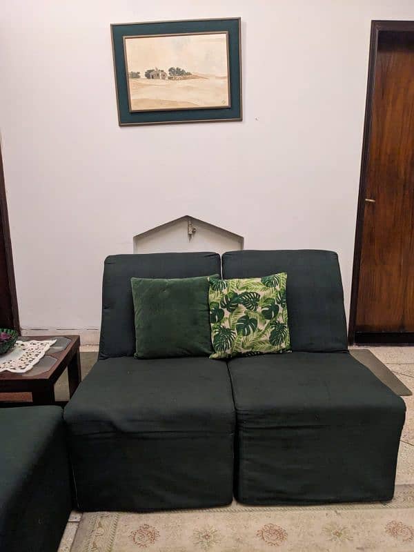 SOFAS in good condition (6 seater) 2