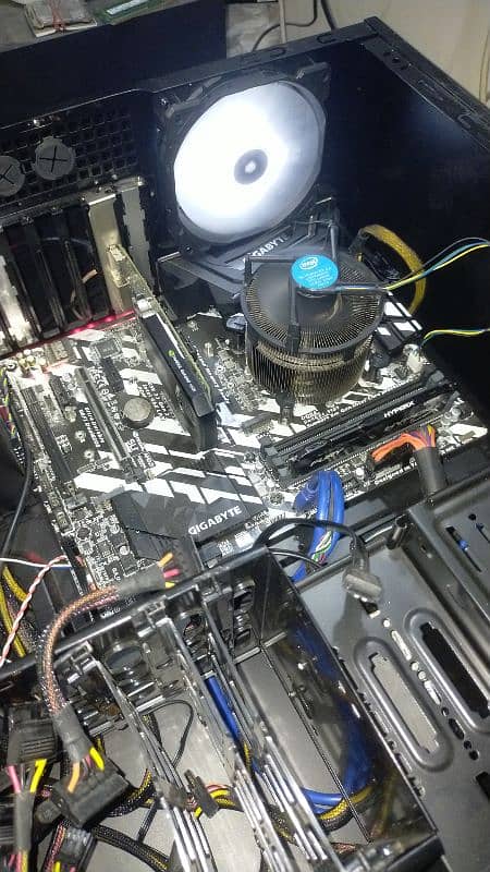 gaming PC core i5 8th generation gigabyte z370 1