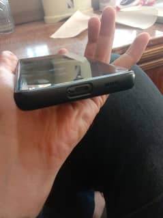 Samsung S21 ultra just like a new mbl. . . non pta water pack 12/256