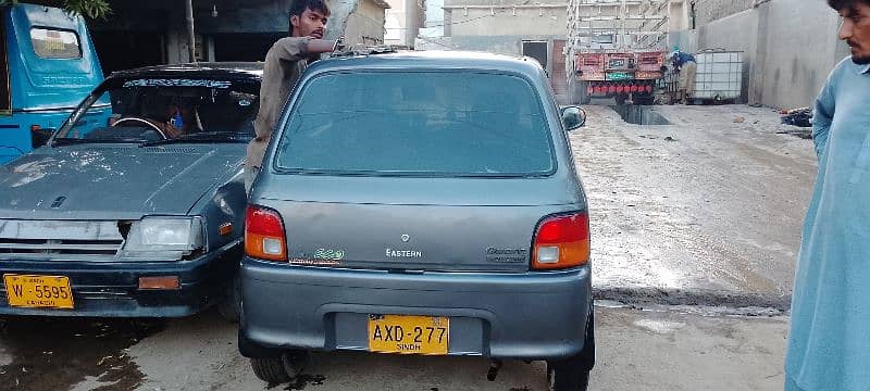 Daihatsu Cuore 2012 3