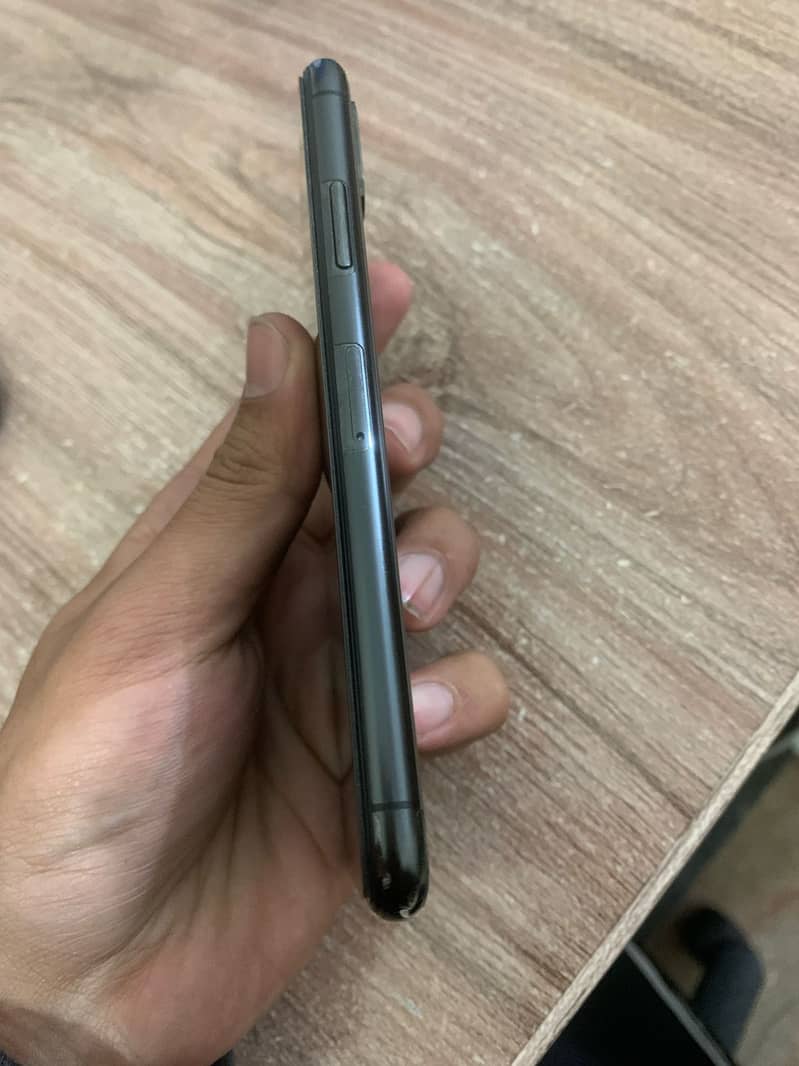 iphone xs 64 gb PTA approved urgent selling 1
