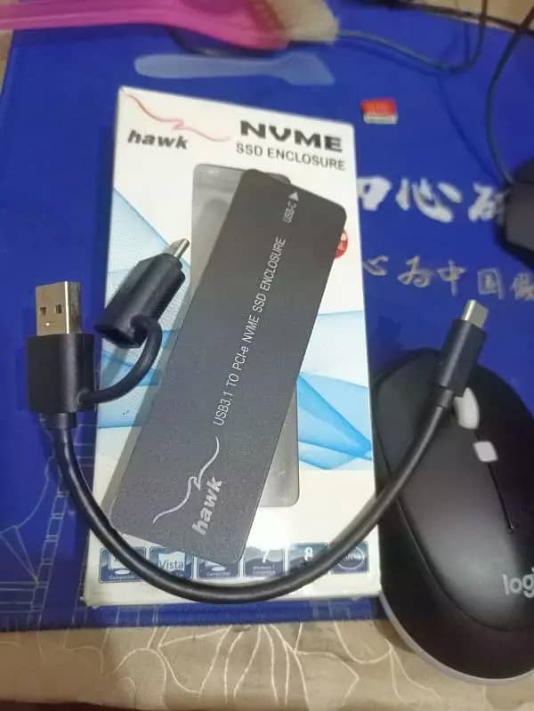 NVME 256GB WITH ENCLOUSRE 1
