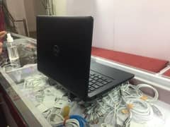 Dell laptop core I-5 8 generation genuine condition