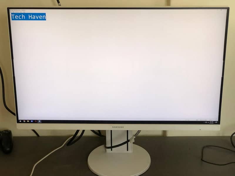 gaming monitor 0