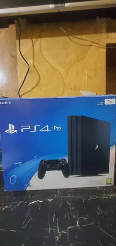 PS4 Pro 1 TB with 4 controllers and 7 Games