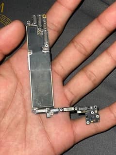 iphone se 2020 board pta approved Icloud locked