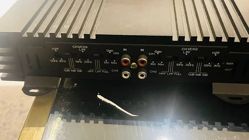 Orientech OT 800.4 4Ch Amplifier 1