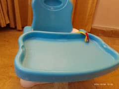 Toddler dining chair