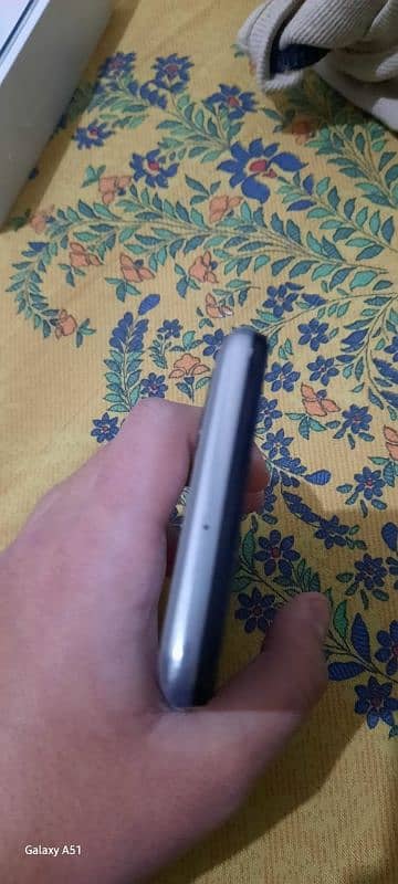 Samsung A51 6/128 PTA With Box & Charger 4