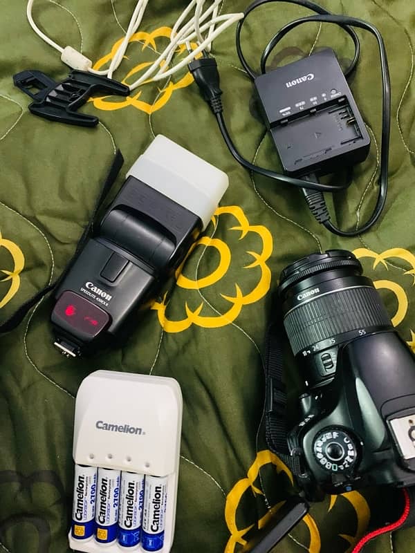 Canon EOS 60D DSLR Camera with 18-55mm Lens (SLIGHTLY USED) 1