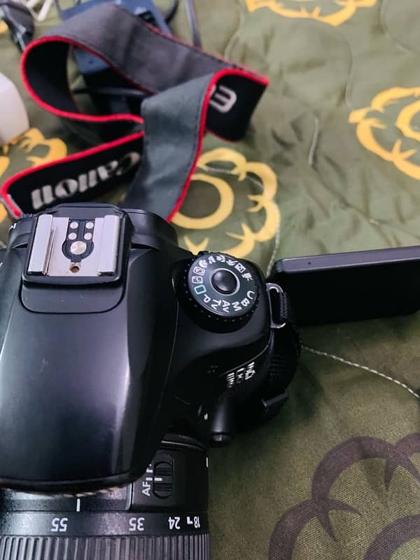 Canon EOS 60D DSLR Camera with 18-55mm Lens (SLIGHTLY USED) 10