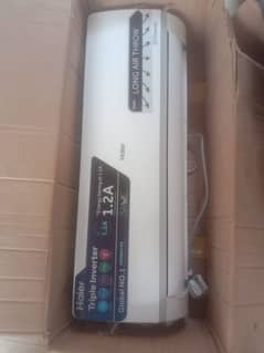 Haier DC Triple inverter AC Condition 10/10 ha 6 Month Used 2024 Model