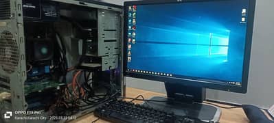 AMD Gaming PC with LCD mouse keyboard