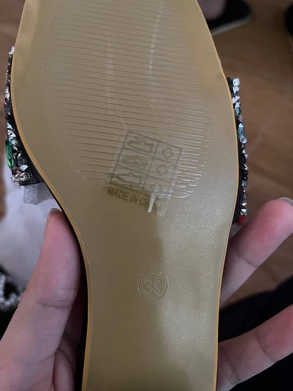 imported heel size 9 1