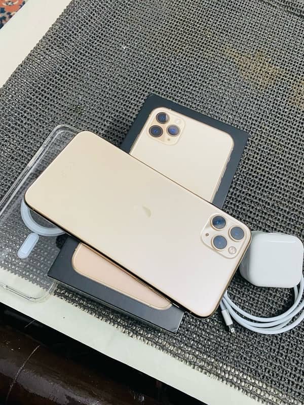 apple iphone 11 pro max 256gb full box pta approved urgent sale 2