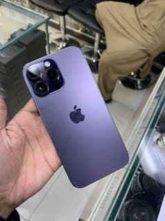14 pro max  Factory unlocked  98% battery