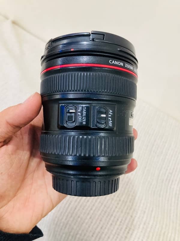 Canon 24-70mm F4L IS USM lense 1