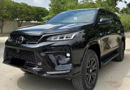 Toyota Fortuner GR 2023