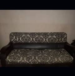 5 seater sofa set with table