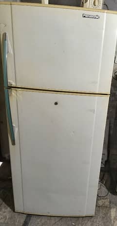 a one condition h all ok h Panasonic company ki fridge h 03054768856