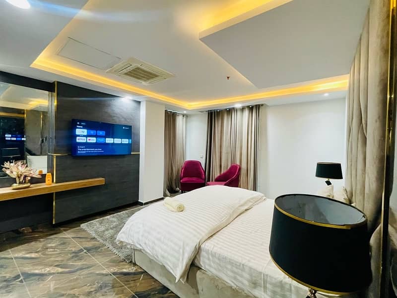 Luxury 2 Bed Apartment Near to Airport • 10