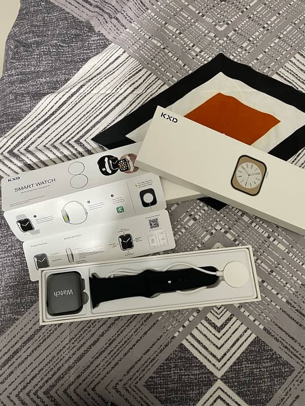 KDX SMART WATCH series 8 Brand new with box 2