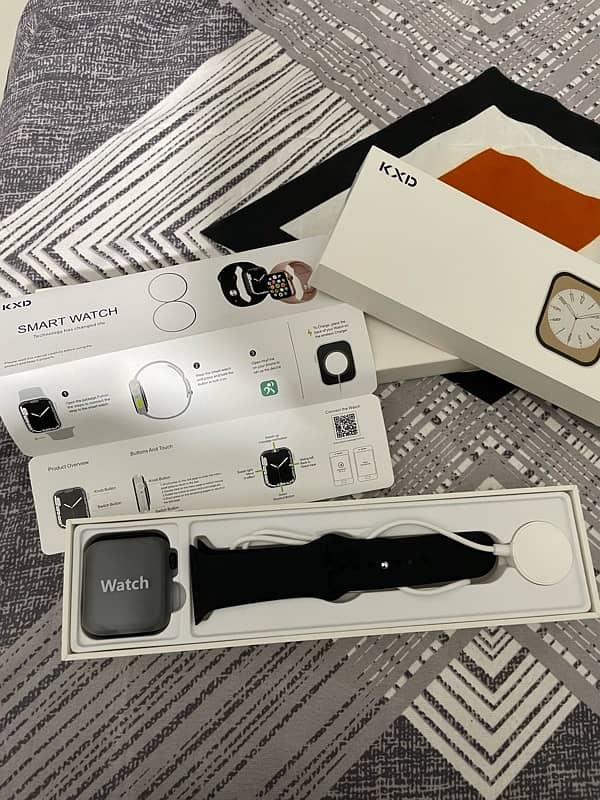 KDX SMART WATCH series 8 Brand new with box 3