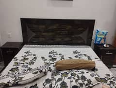 OFFER WILL EXPIRE SOON(KING BED SET)