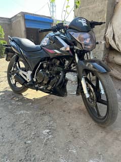 unit 150 brand-new bike only drive 9800 kilometre all Punjab