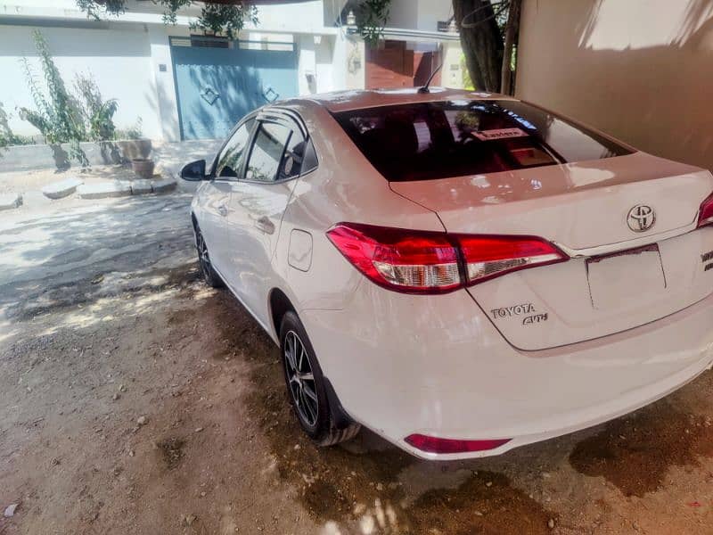 Toyota Yaris Automatic 100% Original 3
