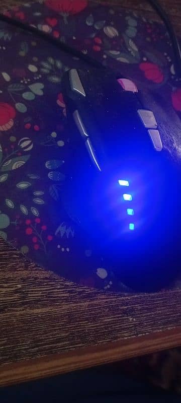 Branded Mechanical Back Lit Gaming Mouse 8