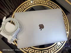 Apple Macbook Air 2020,Core i5, 8GB Ram, 256GB SSD,Magic Keyboard