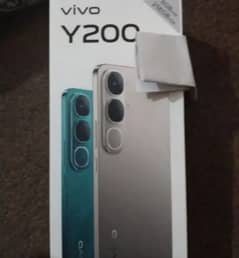 vivo y200 8+8 gb ram 256memory