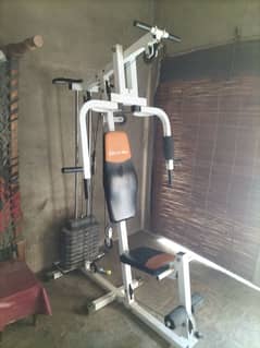 weightlifting machine