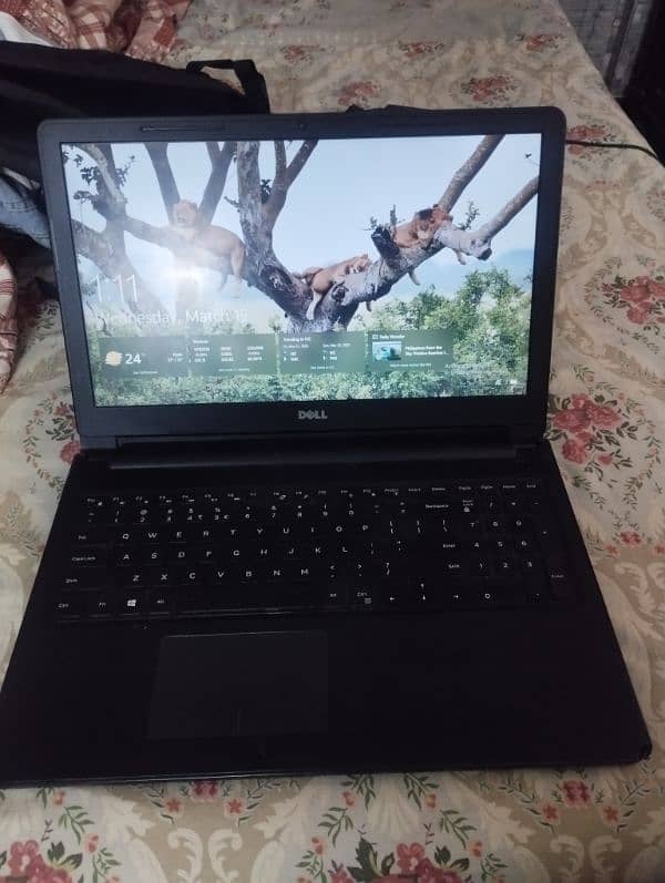 Selling my Dell inspirion laptop 3