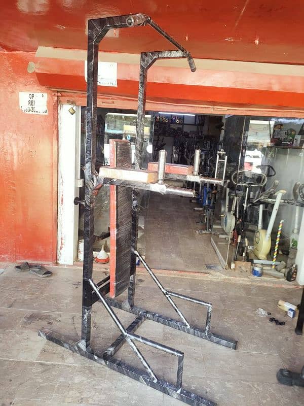 Exercise ( Power tower) bench press 1