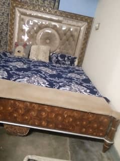 Bed and Dressing for sale Urgently because I need money 0302-9013201