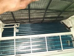 L,g Sada non inverter 10 by 10 Lush condition