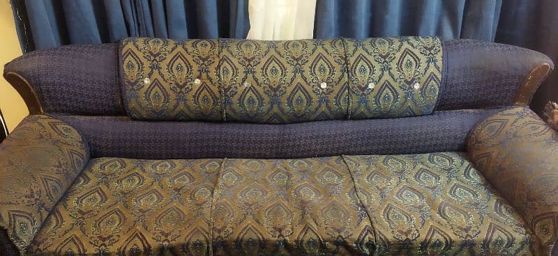 Sofa set 7 seater for urgent sale 2