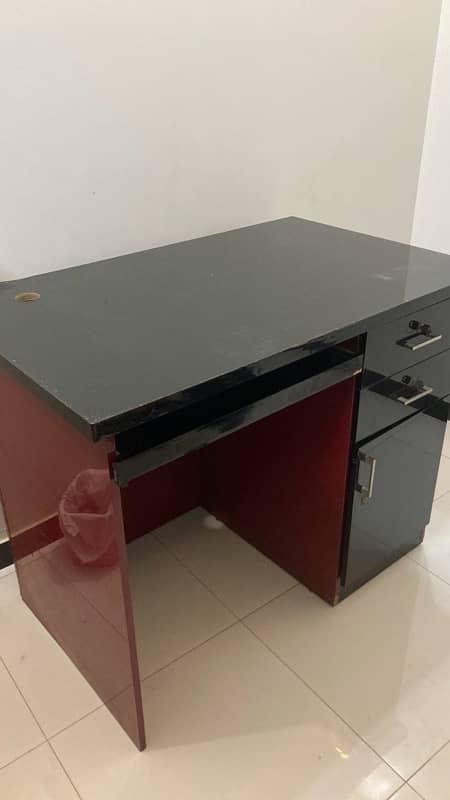 Computer table/call centre table/gaming table mazboot 5