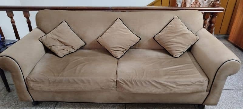 Elegant Custom-Built 3+2+1 Sofa Set with Master Molty Foam 2