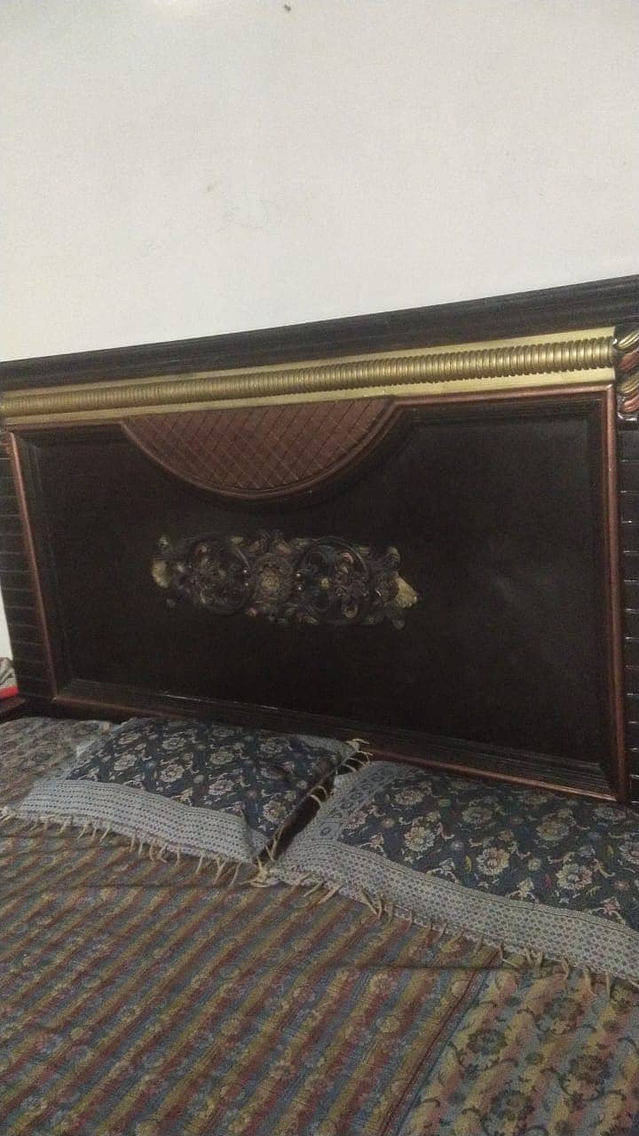 Beds along with sidetables 1