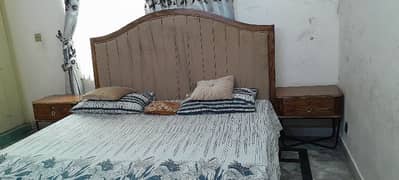 Elegant Bed Set Wooden Bed King size