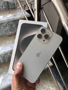 iPhone 15 pro max factory unlock 256gb