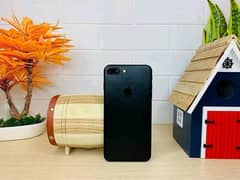 iPhone 7 plus 128 GB my WhatsApp number 03411594804