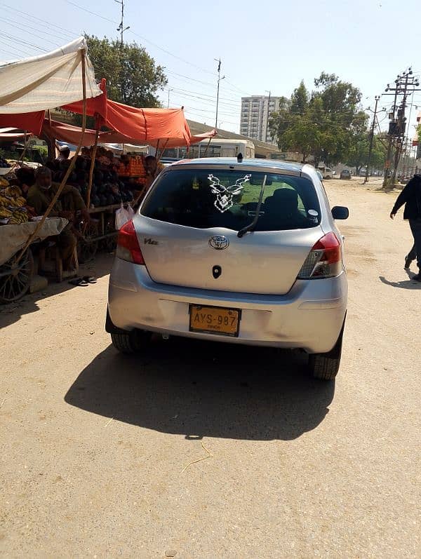 Toyota Vitz 2008//2013 1